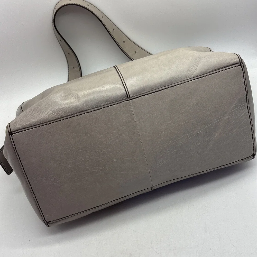 HOBO Int'l Render Shoulder Bag In Polished Leather Light Gray EUC